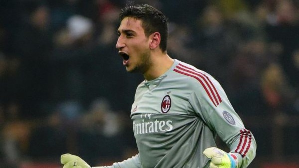  拉齐奥门将普罗韦德尔神扑，多次救险保住胜果